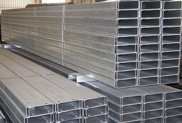 黔东南c型钢厂家  c型钢经热卷板冷弯加工而成,壁薄自重轻,截面性能